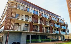 Lulu Apartments - FRIDA - Apartament dwupokojowy blisko morza - Resort Kołobrzeg parking i basen z sauną w cenie